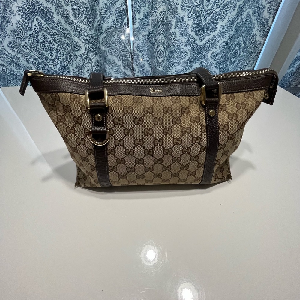 Gucci Abby purse